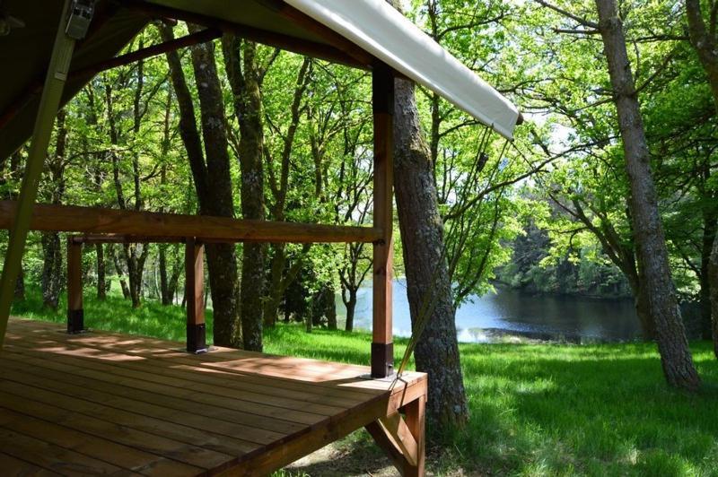 Hotel Domaine Des Etangs De Taysse Espagnac Zewnętrze zdjęcie