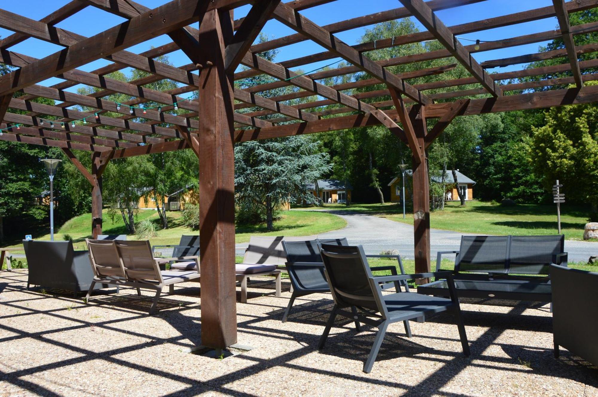 Hotel Domaine Des Etangs De Taysse Espagnac Zewnętrze zdjęcie
